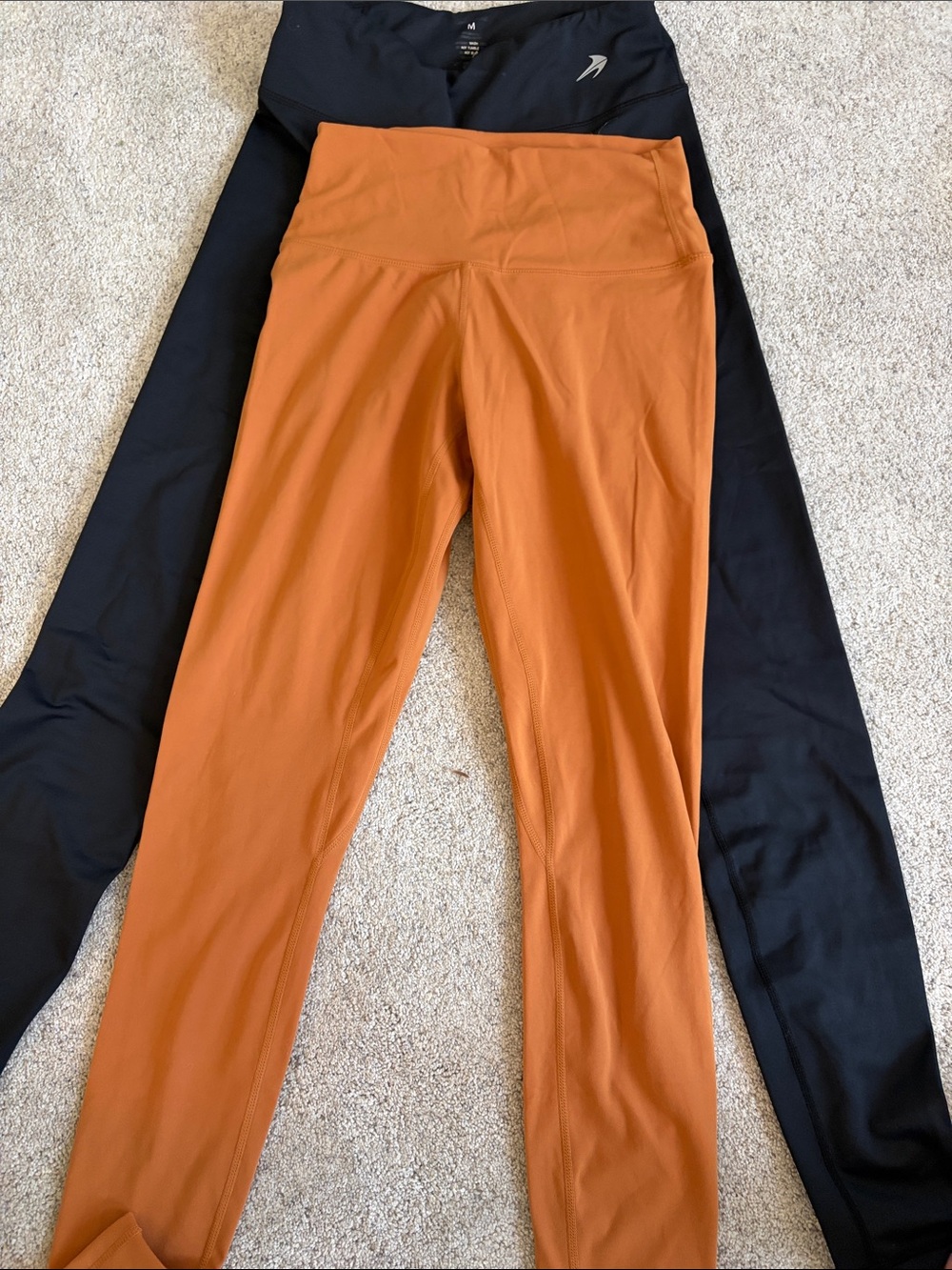 2 pack leggings. High-Waist Rust Orange and black